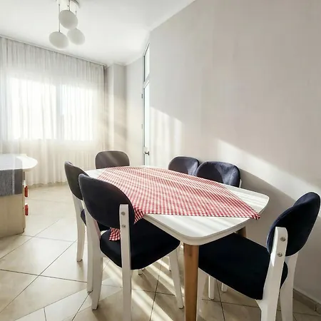 Apartament We 2br In Center *